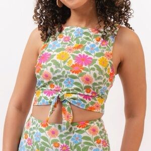 NWT Lime Ricki BREEZY FLORAL KNOTTED CROP TOP
